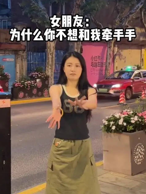 小董小小年纪就过上了上有老下有小的生活 李嘉格 情侣 恋爱日常