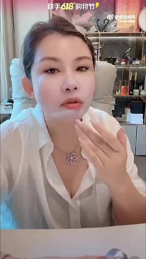驴姐评徐杰卖货不如蛋蛋，赞其天生吃这碗饭