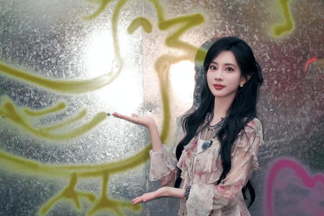 《五十公里桃花坞6》沈月惊喜回归桃花坞，徐志胜爆改粤语太魔性