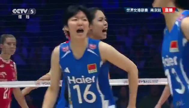 中国女排3比1胜波兰