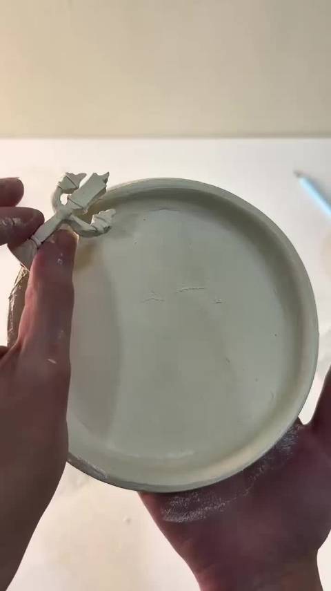 美女与野兽为主题制作的小盘子，太有才了