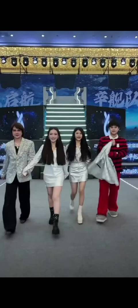 辛巴四大徒弟相继离开,仅剩徐杰留守