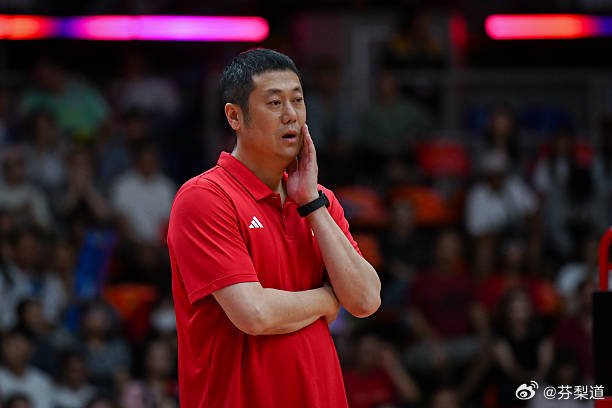 两连胜!中国女排3-0塞尔维亚女排 南京站战绩提升