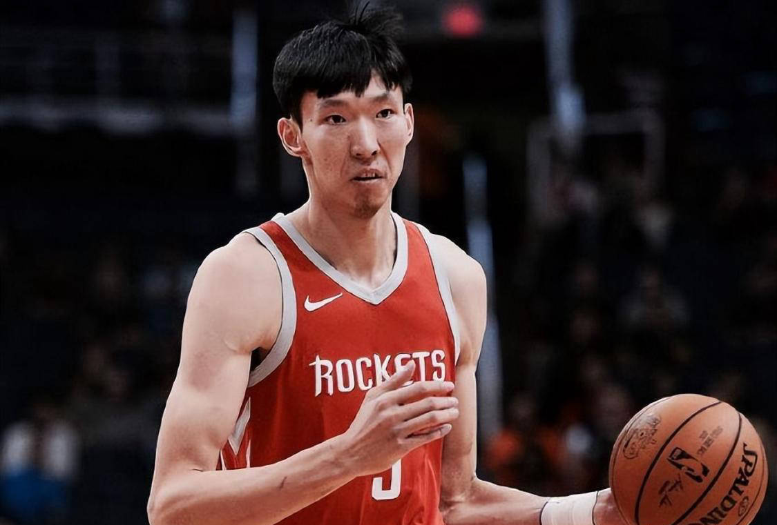 杨瀚森4个月增重8斤,球迷:老美训练出猛男,周琦教训深