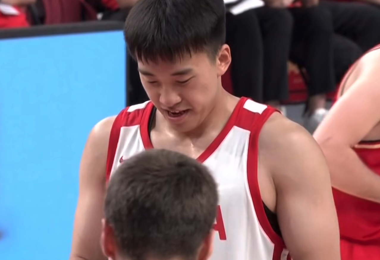 男篮胜FMP拉德尼基!王俊杰崔永熙开心,郭士强淡定,明天还有1场