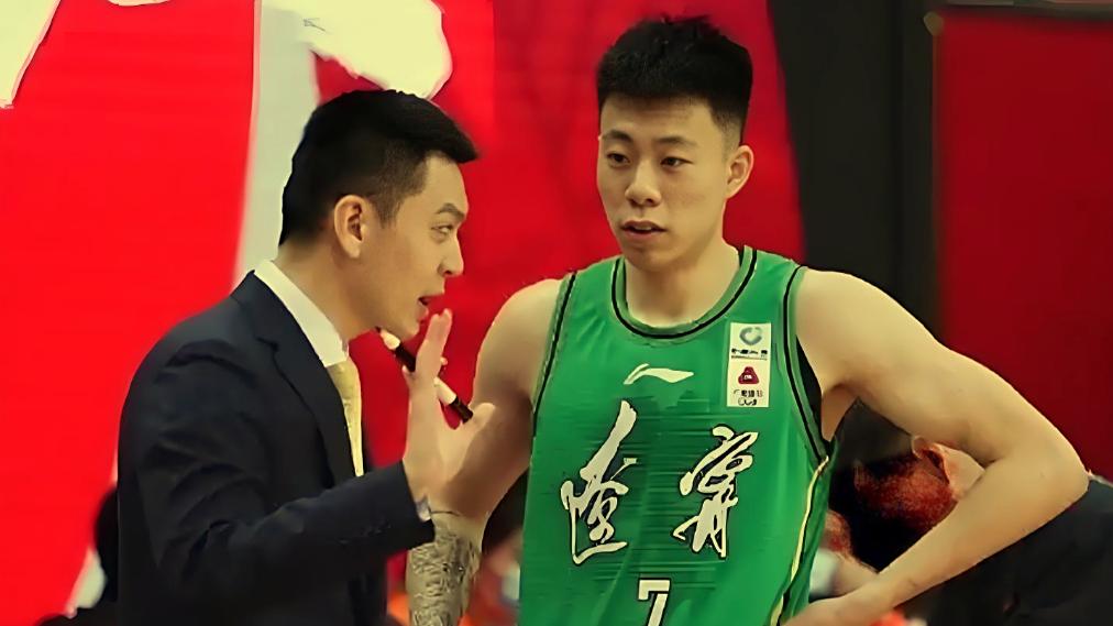 真相大白!张镇麟加盟上海既和杨鸣无关,也不是辽篮举步维艰,而是从家庭角度考虑