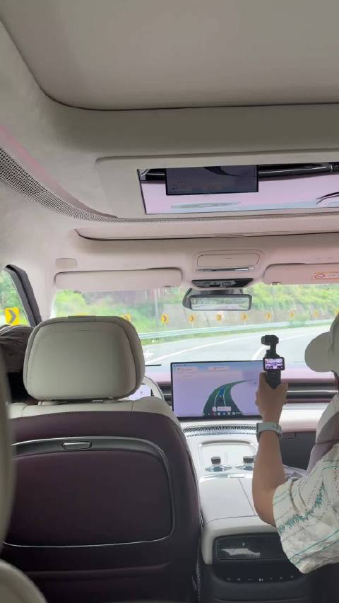小鹏GX全球首次驾驶员失能辅助测试成功完成