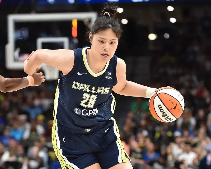 WNBA：李月汝复出2+2+3犯规 飞翼惨败难阻联盟第一8连胜