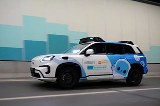Robotaxi告别纯烧钱时代，小马智行2026年扩围提速 | 界面新闻