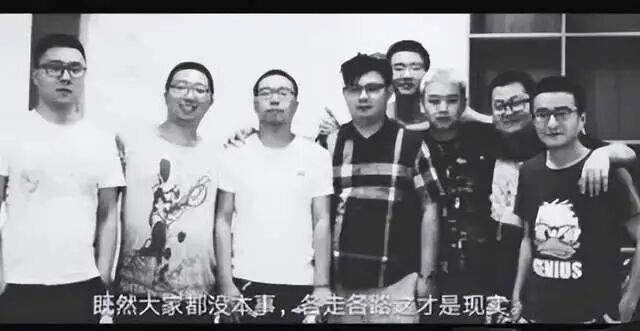 各大平台惨遭永封后，前抽象女主播被曝“明码标价”？网友：玩太花了