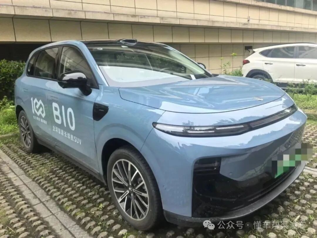 7000公里试驾车,零跑B10 510激光雷达版。