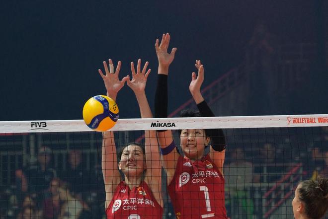 中国女排1:3不敌意大利，无缘世锦赛四强