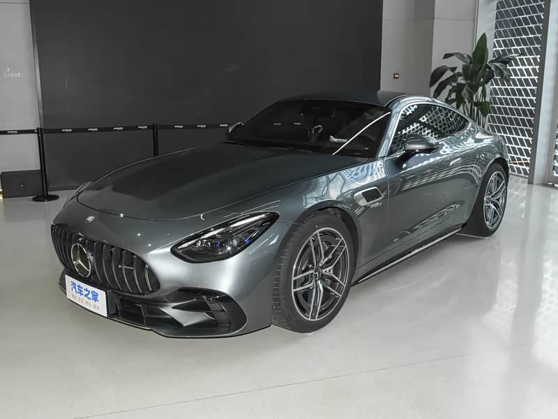 奔驰AMG GT 63 S和S 63哪个更好?