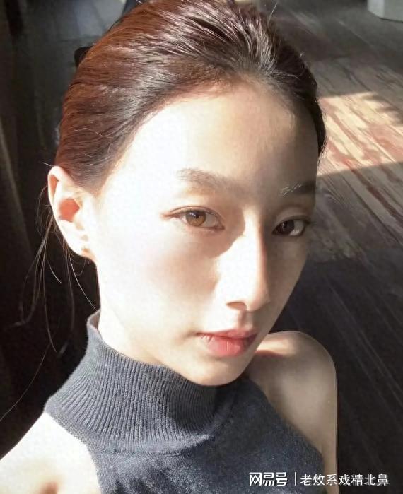 演员张百乔妻子整容，一段关于爱与自我认同的容颜新章!|娱乐圈|婚姻|小雪|张百乔|整容|演员|金晨
