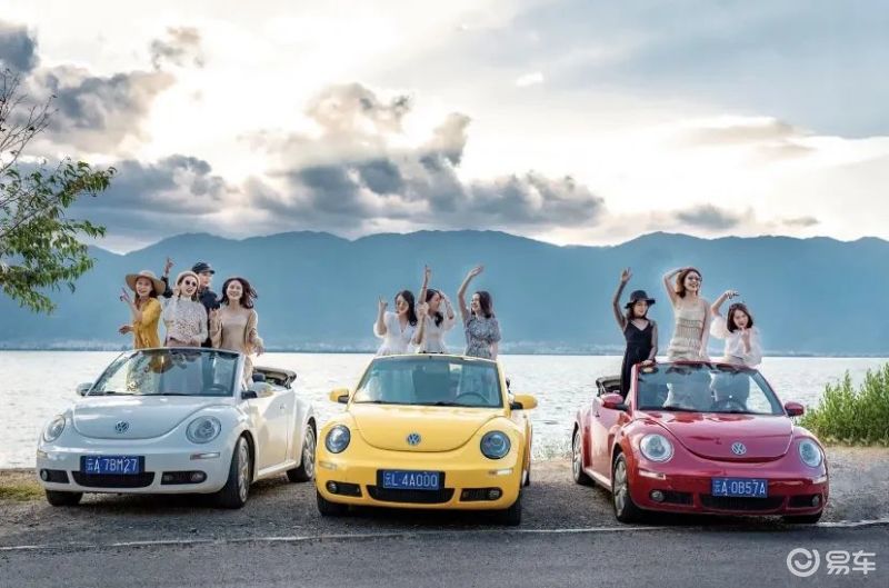 试驾敞篷版Mini EV，它就应该成为景点打卡车!