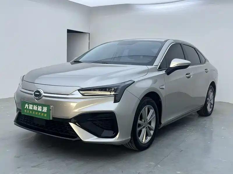 2023款埃安AION S二手车,动感澎湃,惊爆价7.5万