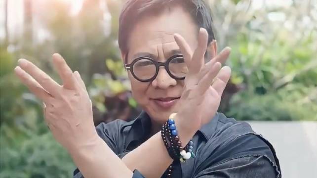 李连杰：这一招，你们谁都接不住 谢苗：我试试 火遮眼