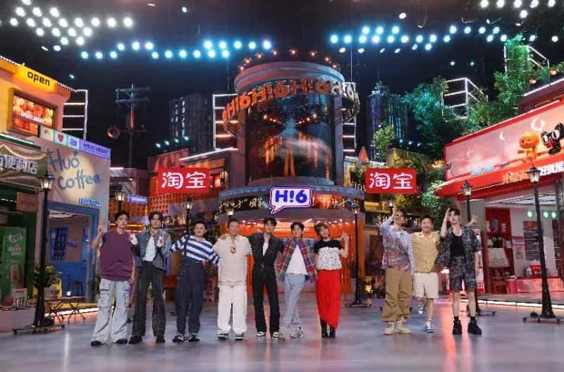 《你好,星期六》王俊凯、杨迪展开守护弹珠大作战