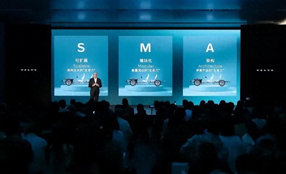 实拍沃尔沃XC70,设计让人眼前一亮,沃尔沃首款长续航插混SUV