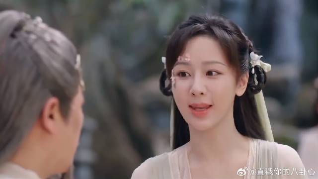 颜淡转世成莲花精，被嫌弃容貌丑陋，唐周一招将其变美