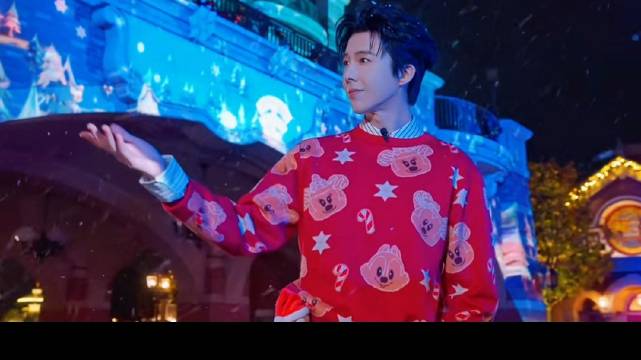 雪中漫步的迪士尼王子刘宇宁好帅啊