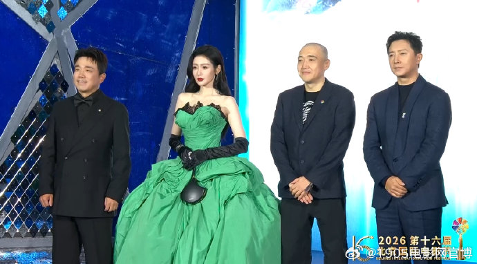 除了这次红毯，张天爱近期的影视作品有什么新动态？