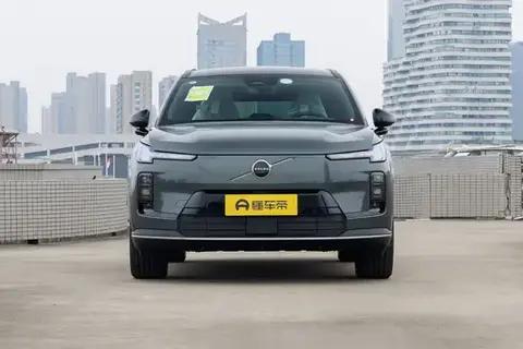 沃尔沃XC70:豪华品牌中大型混动SUV，售价20.49万起