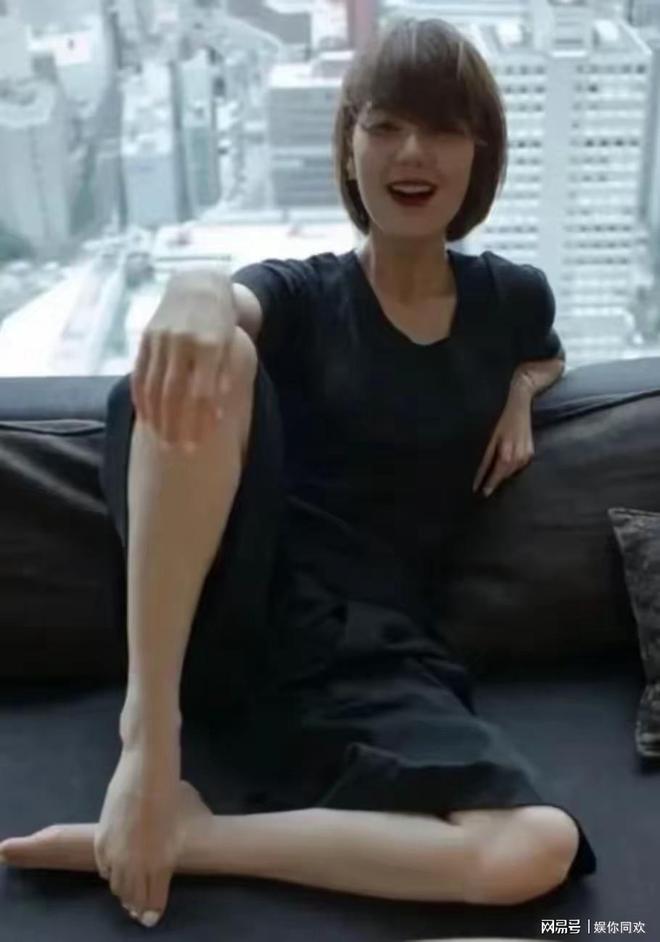 曾经人高马大的央视前主持人王冠，为何低调隐退？