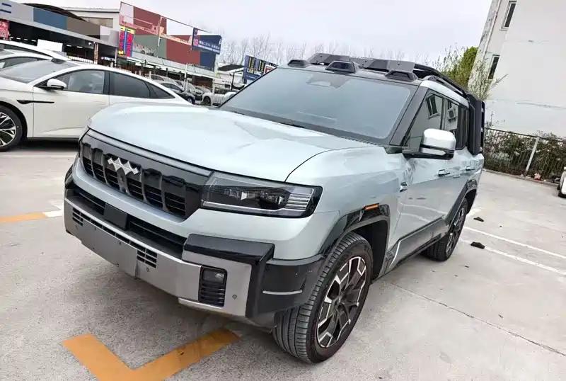 成都方程豹豹8二手车 2025款,优惠特价30.1万