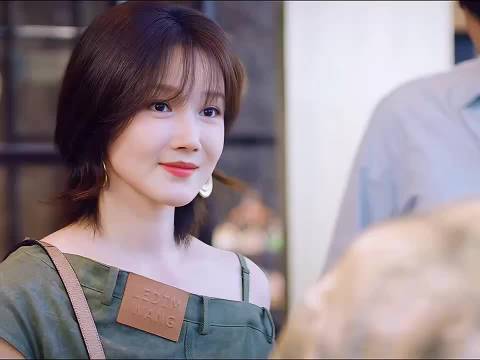 遇见这么漂亮主动的女孩，你还在等什么！狙击蝴蝶陈妍希周柯宇刘芮麟陈小纭