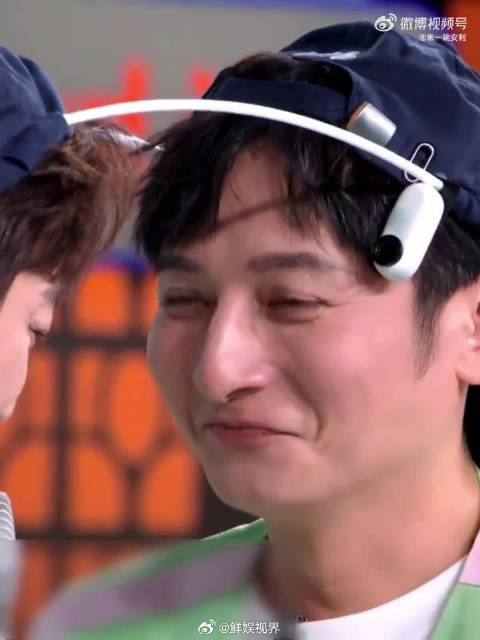 年少一眼，选定一生方向，李维嘉因何炅奔赴播音主持，这份缘分无可替代