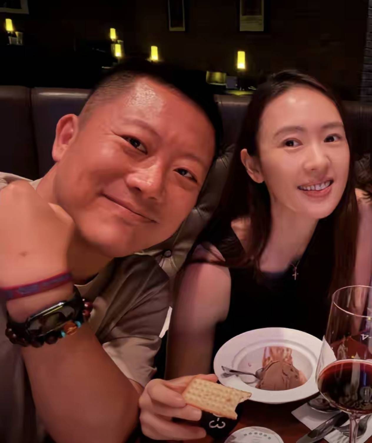 童瑶面包节被偶遇，私下生图反差大，清醒独立才是真豪门底气