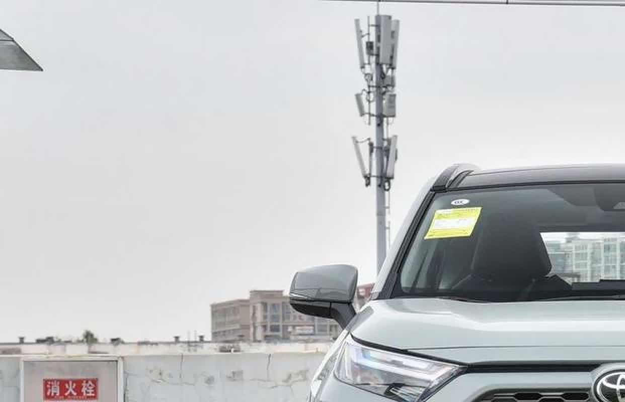 2025款丰田RAV4:全系四驱+混动普惠,是否值得为“全能王”买单