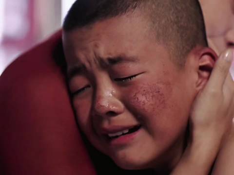 柳岩，这样的嫂子，谁不爱啊