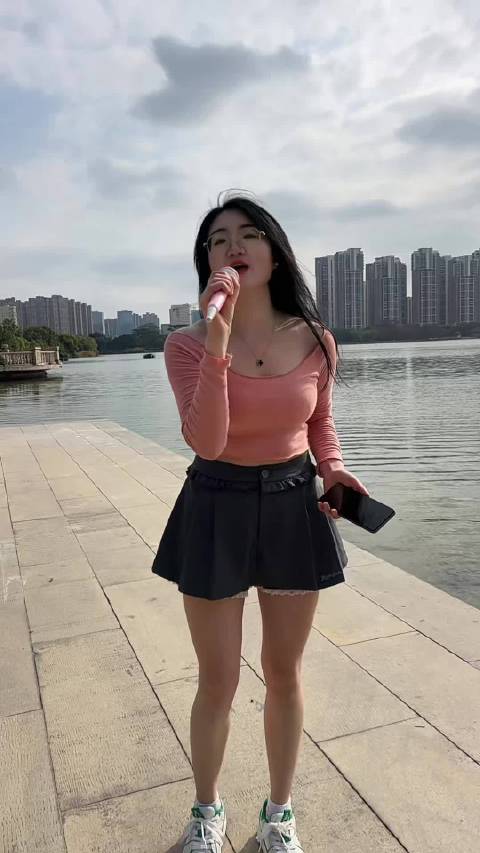 鸳鸯双栖蝶双飞，满心静待属于自己的缘分 经典老歌 乔乔贸易