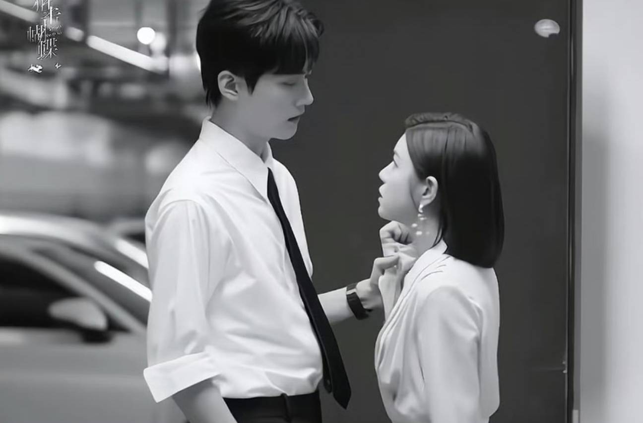 周柯宇你小子演完就跑路?李雾的暗恋杀我十条街，全网喊话:把藏起来的演技续费!_观众_姐姐_眼神