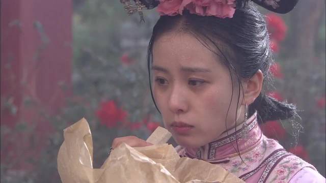 十四阿哥真好，冒着皇上禁令给若曦送吃的 步步惊心 林更新 刘诗诗