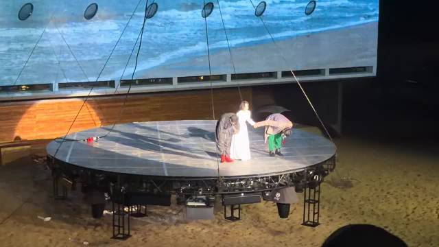 周冬雨演技遭质疑五年未进组新片口碑持续下滑