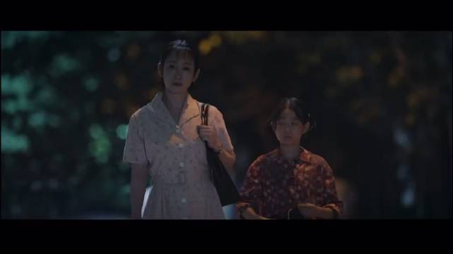 张艺谋选中的周冬雨与刘浩存发展差异显著