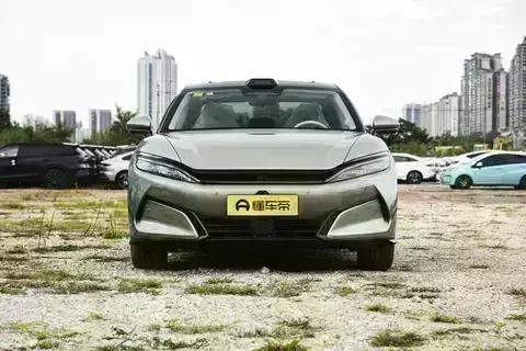 2025 款比亚迪汉 L EV 深度解析