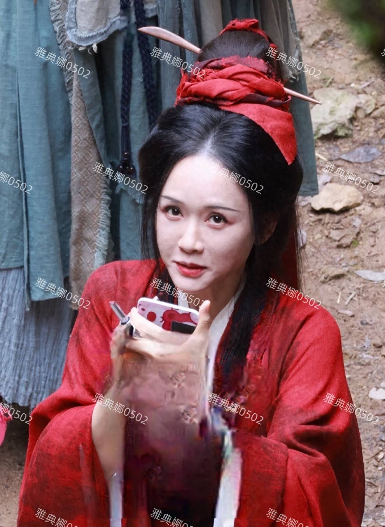 陈乔恩肉眼可见的老了，同样红衣红唇却难再复刻当年的东方不败！
