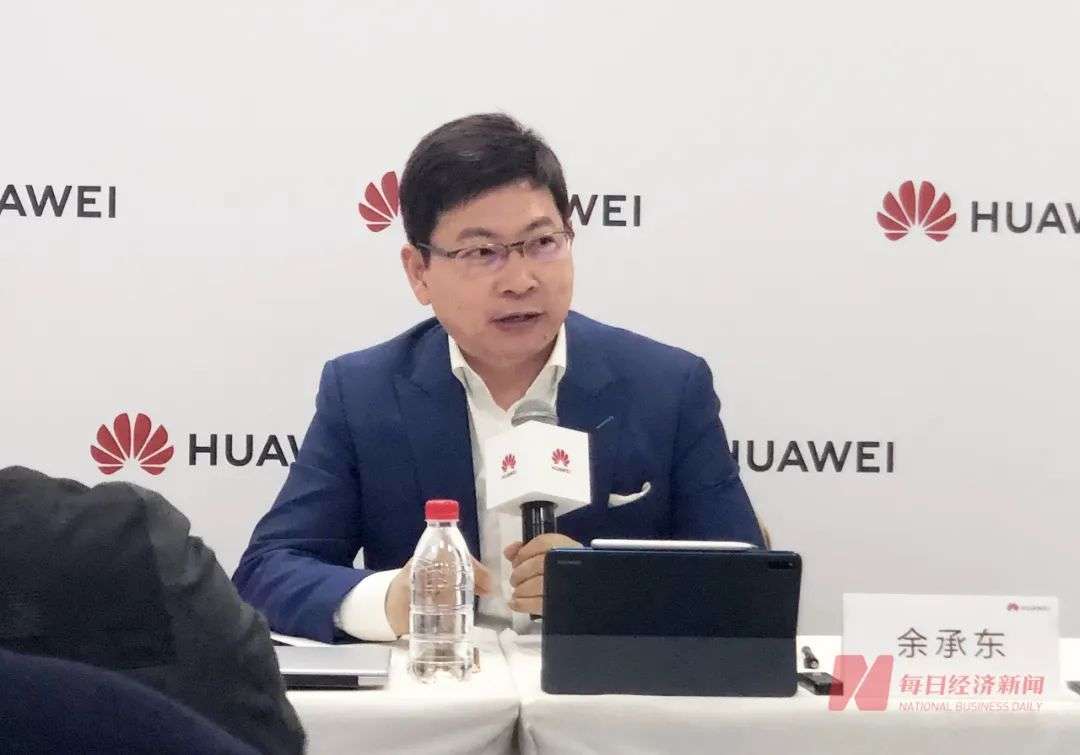 “口水战”再起，李想称PHEV是燃油车，魏牌CEO李瑞峰回怼:什么逻辑?