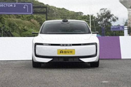 豪华纯电卷成这样，居然还有这种操作?| 试驾奥迪E5 Sportback