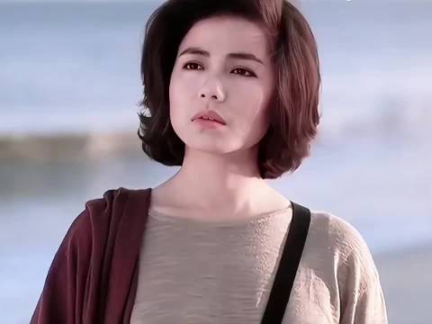 虽然发哥跟红姑才是官配，但是丹尼仔真是帅的让人移不开眼