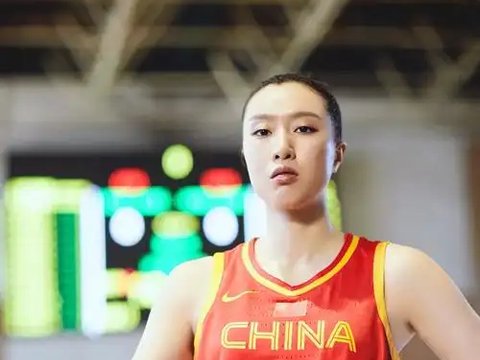 李梦好消息，女篮名将官宣，上任教练，37岁，高颜值，宫鲁鸣看懂