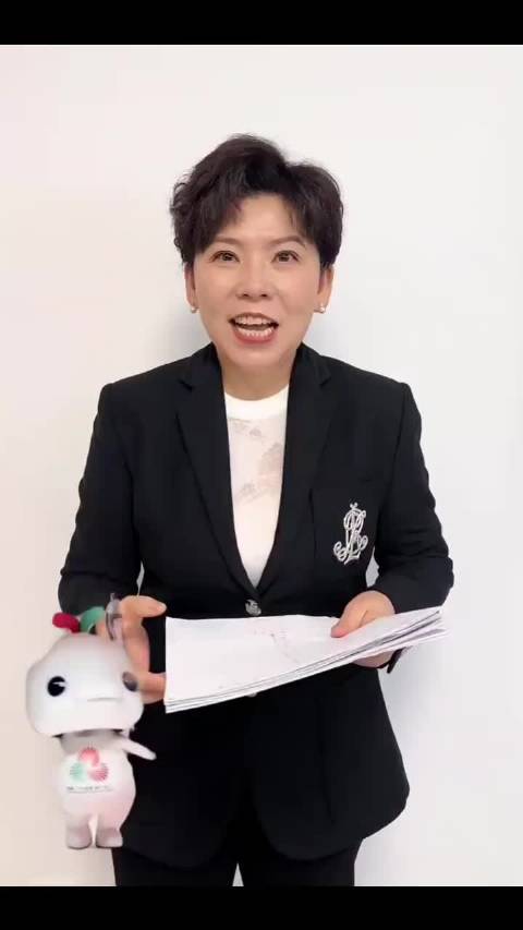 邓亚萍盛赞樊振东全身都是球！