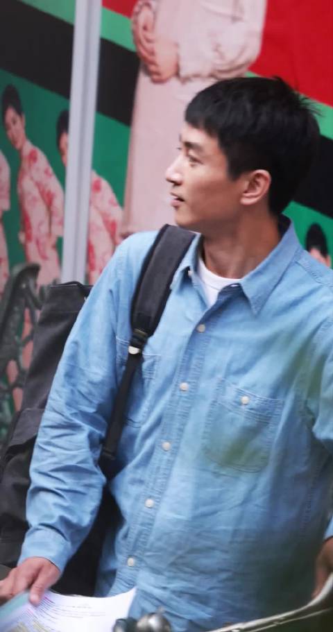 又见青春晓男大! 小嘴叭叭的好帅啊 @陈晓