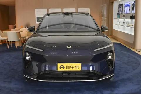 体验蔚来ET9地平线特别版：豪华体验和技术标杆，你觉得呢？