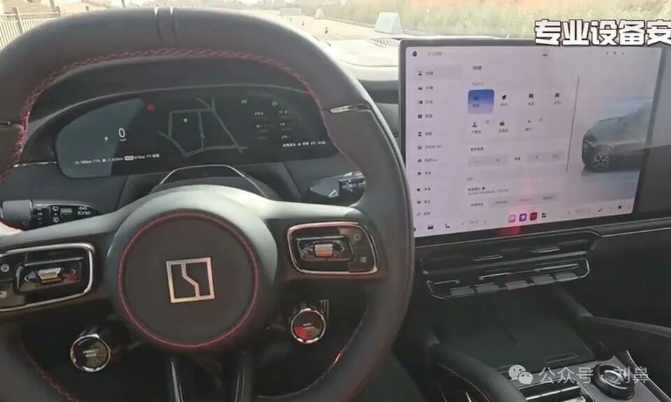 2.96秒的极氪8X曜影版,快感背后要算账