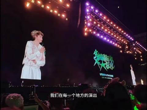 小汤今晚必会逗趣小源，笑点拉满！